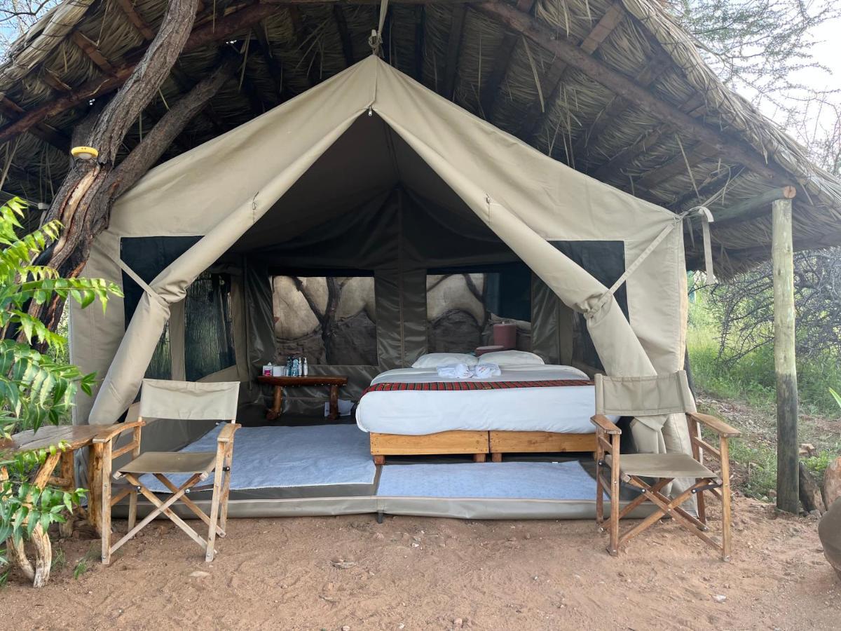 Villa Lion'S Cave Camp, Samburu Archers Post Exterior foto